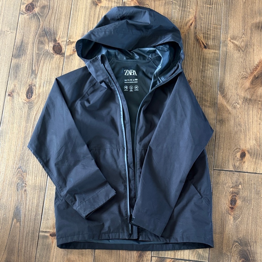 Zara Black Hooded Raincoat - Picture 1 of 2